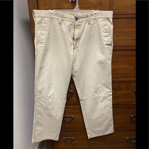 Men’s Khaki Pants